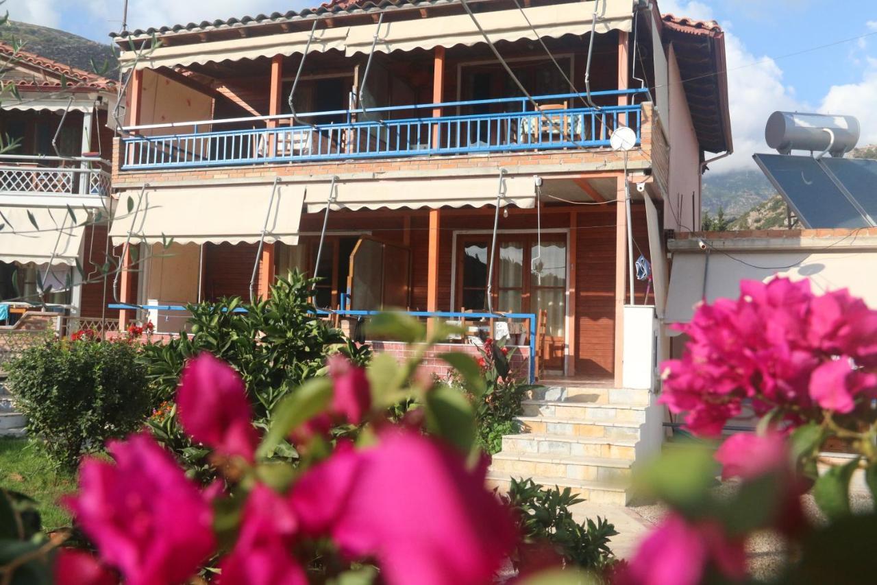 Guesthouse Rondo Himarë Dış mekan fotoğraf