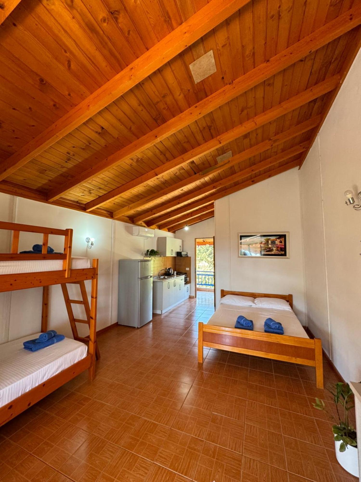 Guesthouse Rondo Himarë Dış mekan fotoğraf