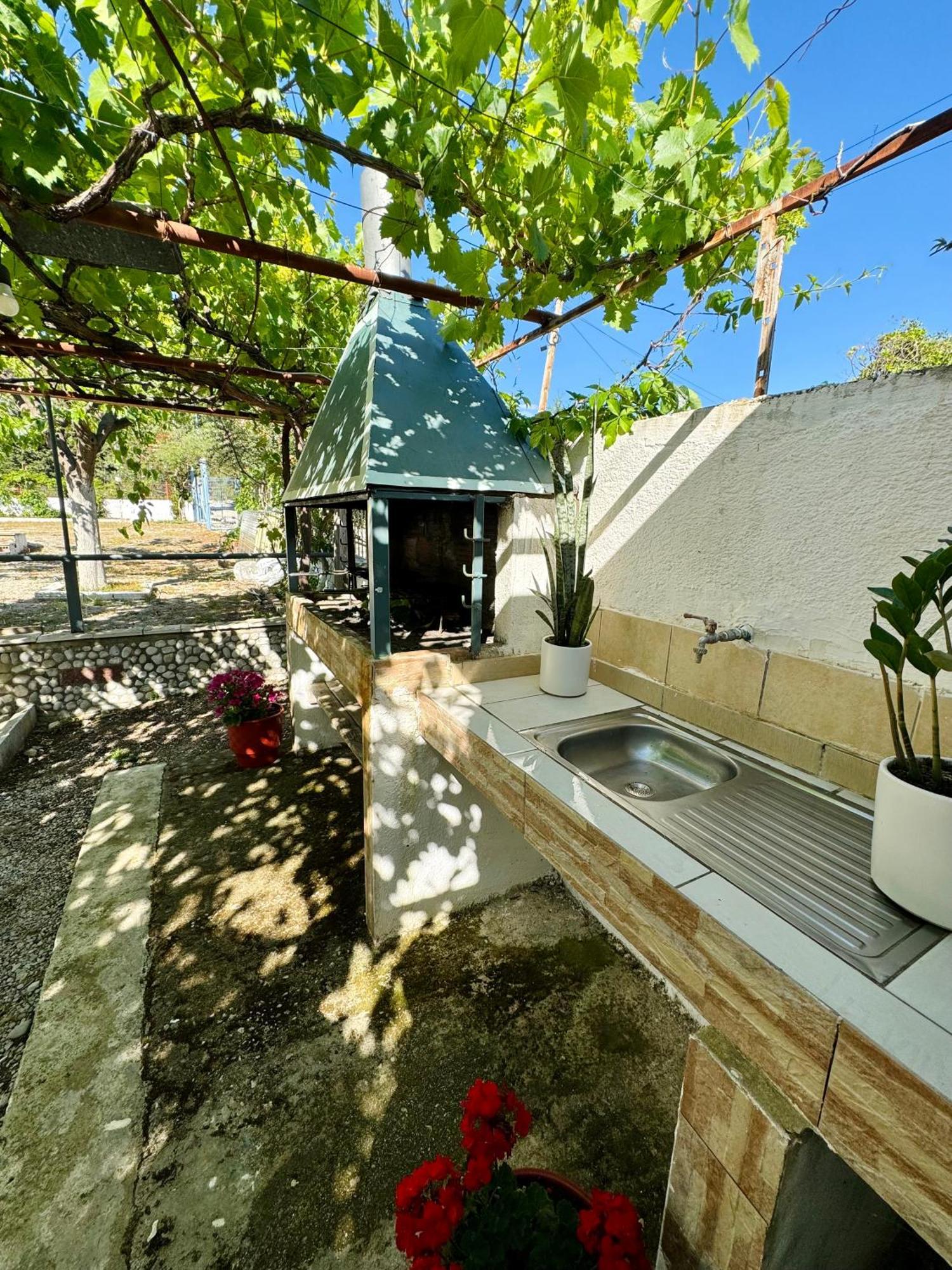 Guesthouse Rondo Himarë Dış mekan fotoğraf