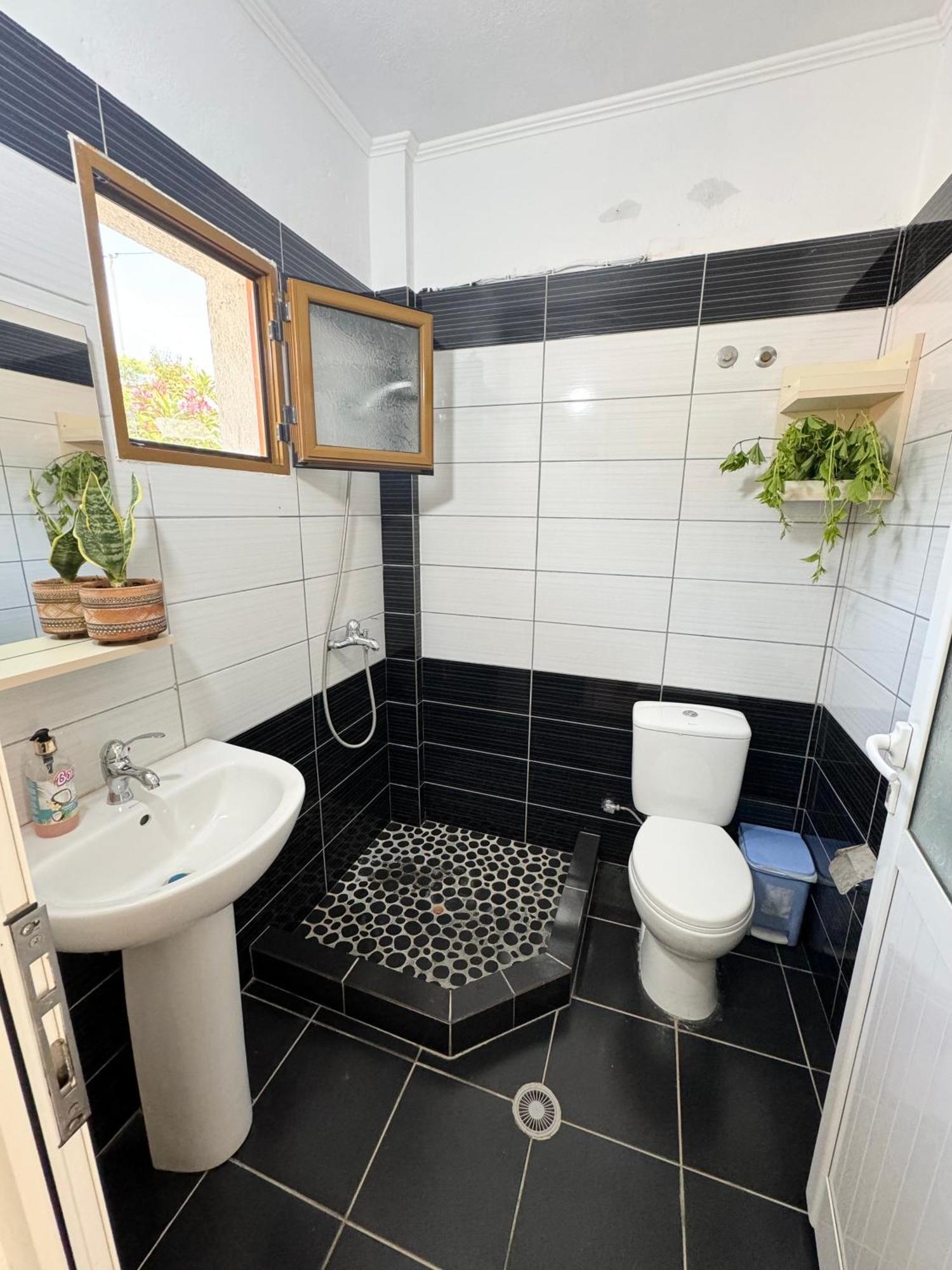 Guesthouse Rondo Himarë Dış mekan fotoğraf